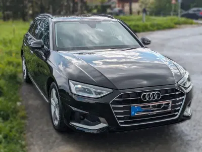 Gebraucht Audi A4 Advanced 163 PS (119 kW) 2019 Schwarz Kombi