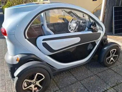 Gebraucht Renault Twizy 8 kW (11 PS) 2015 Grau Kleinwagen