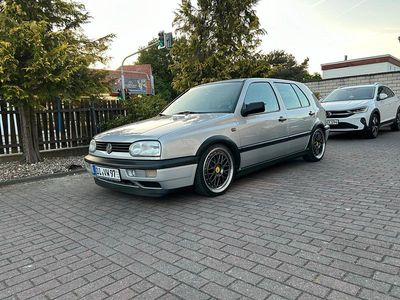Silber Gebraucht 1997 VW Golf III GT Kleinwagen | 8.000 € (Teuer)