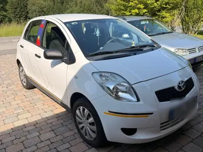 Gebraucht Toyota Yaris 76 PS (55 kW) 2009 Kleinwagen