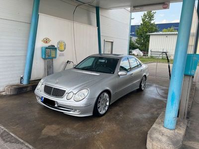 gebraucht Mercedes E240 AVANTGARDE Avantgarde