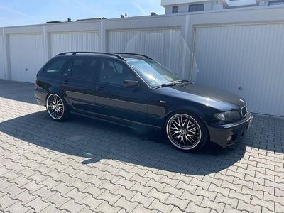 Gebraucht BMW 320 M Sport 170 PS (125 kW) 2002 Schwarz Kombi