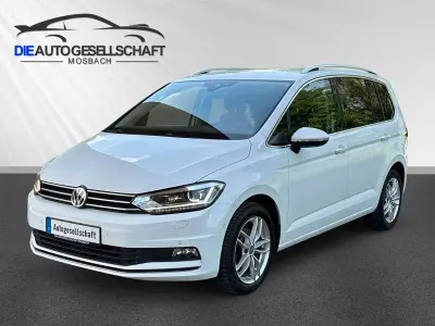 Gebraucht VW Touran Highline 150 PS (110 kW) 2018 Weiß Van / Kleinbus
