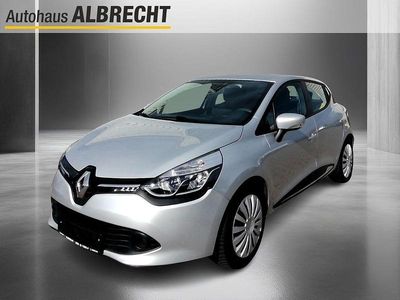 Platingrau Gebraucht 2015 Renault Clio IV Dynamique Limousine | 9.990 € (Etwas zu teuer)