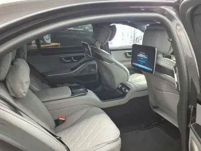 Gebraucht Mercedes S580 AMG 367 PS (269 kW) 2022 Grau Limousine