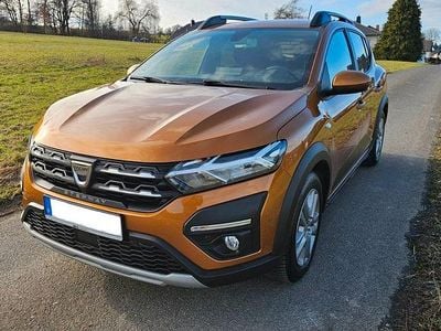 Gebraucht Dacia Sandero Comfort 101 PS (74 kW) 2021 Orange Limousine