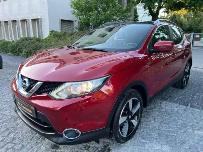 Gebraucht Nissan Qashqai N-Vision 116 PS (85 kW) 2017 New red (m) SUV
