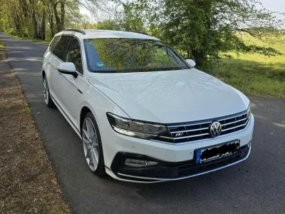 Używany VW Passat Business 150 KM (110 kW) 2021 Biały Kombi