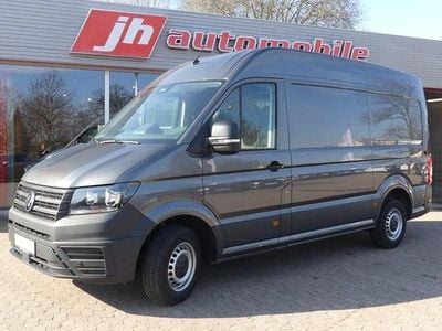 Gebraucht VW Crafter 177 PS (130 kW) 2025 Grau Van