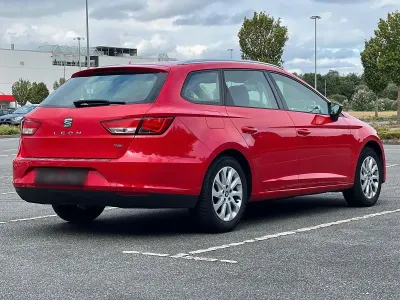 Gebraucht Seat Leon ST Style 105 PS (77 kW) 2015 Rot Kombi