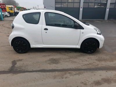 gebraucht Toyota Aygo TÜV Neu Mod 2011 170tkm Pizzaauto