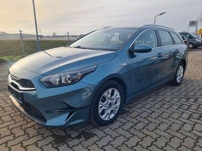 Gebraucht Kia Ceed Vision 136 PS (100 kW) 2024 Grau Kleinwagen