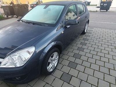 Gebraucht Opel Astra Selection 116 PS (85 kW) 2009 Blau Limousine