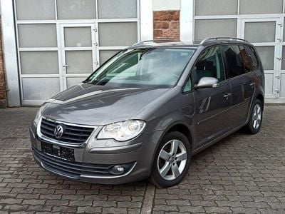 Grau Gebraucht 2009 VW Touran United Van / Kleinbus | 4.550 € (Etwas zu teuer)
