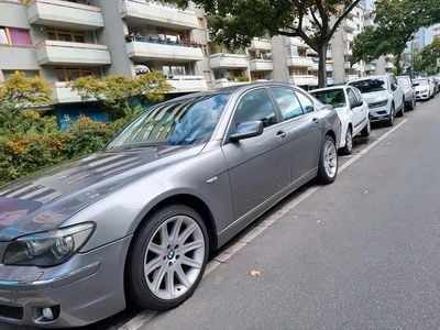 BMW 730
