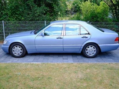 Second-hand Mercedes S500 320 CP (235 kW) 1994 Albastru Berlinǎ