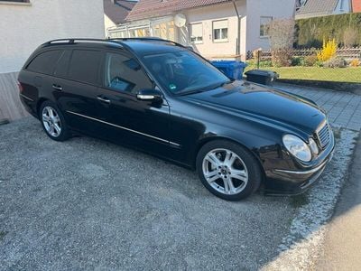 Mercedes E320