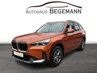 Używany BMW X1 Sport Line 150 KM (110 kW) 2022 Pomarańczowy SUV