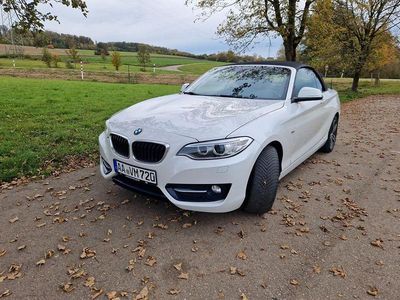 Gebraucht BMW 218 Sport Line 150 PS (110 kW) 2016 Weiß Cabrio