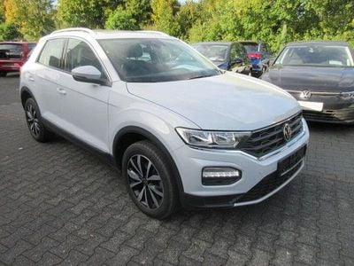 Gebraucht VW T-Roc Style 116 PS (85 kW) 2022 White silver (metallic) SUV