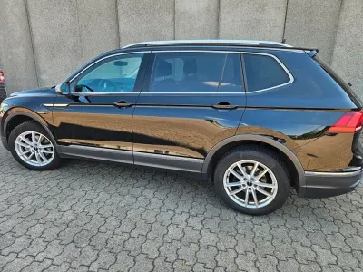Gebraucht VW Tiguan Allspace Life 150 PS (110 kW) 2024 Schwarz SUV