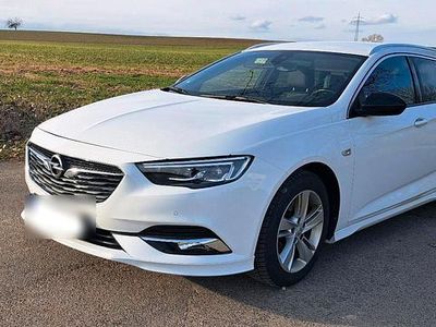 Gebraucht Opel Insignia Exklusiv 170 PS (125 kW) 2017 Weiß Kombi