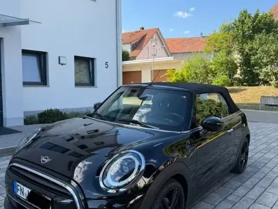 Gebraucht Mini Cooper Cabriolet Essential 136 PS (100 kW) 2021 Schwarz Cabrio