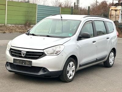 Gebraucht Dacia Lodgy 83 PS (61 kW) 2014 Silber Van / Kleinbus