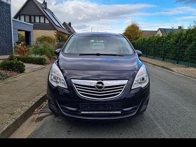 Gebraucht Opel Meriva 101 PS (74 kW) 2011 Schwarz Van / Kleinbus