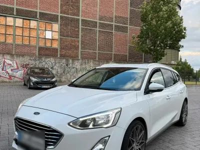 Gebraucht Ford Focus 140 PS (102 kW) 2019 Kombi