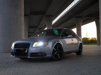 Begagnad Audi A4 Sport 200 HK (147 kW) 2005 Silver Sedan