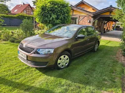 Gebraucht Skoda Octavia 105 PS (77 kW) 2014 Braun Kombi