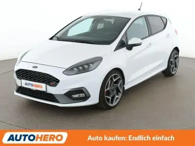 Gebraucht Ford Fiesta ST 200 PS (147 kW) 2019 Weiß Kleinwagen