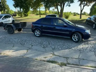 Gebraucht Opel Astra 75 PS (55 kW) 2000 Blau Limousine