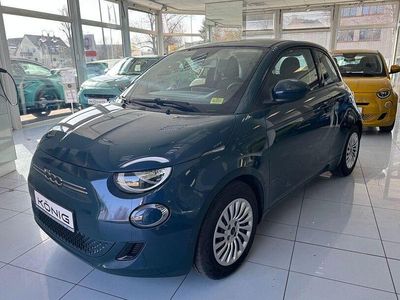 Gebraucht Fiat 500e 86 kW (118 PS) 2023 Grün Limousine