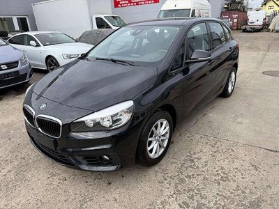 Gebraucht BMW 218 Advantage 136 PS (100 kW) 2018 Black sapphire metallic Van / Kleinbus