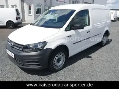 Używany VW Caddy Maxi 110 KM (80 kW) 2020 Biały Minivan