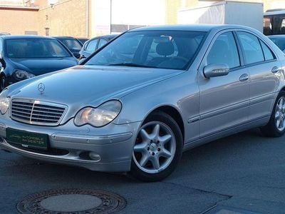 Second-hand Mercedes C240 Elegance 170 CP (125 kW) 2000 Argintiu Berlinǎ