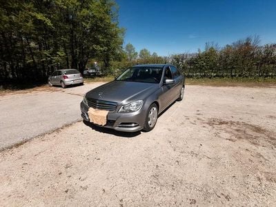 Usata Mercedes C180 156 CV (114 kW) 2011 Grigio Berlina