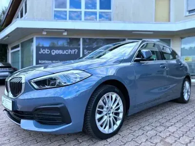 Usata BMW 120 Advantage 190 CV (139 kW) 2020 Grigio Utilitaria