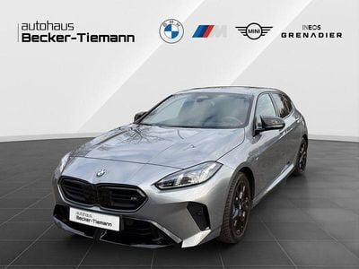 Skyscraper grau Gebraucht 2025 BMW M135 Shadowline Kleinwagen | 39.981 € (Guter Preis)