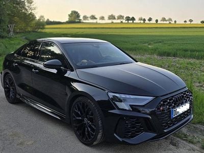 Gebraucht Audi RS3 Ambiente 400 PS (294 kW) 2023 Schwarz Limousine