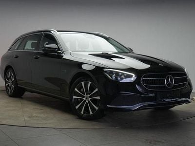 Schwarz Gebraucht 2021 Mercedes E300 Limousine | 27.490 € (Guter Preis)