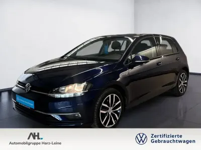 Gebraucht VW Golf VII Comfortline 116 PS (85 kW) 2019 Blau Limousine