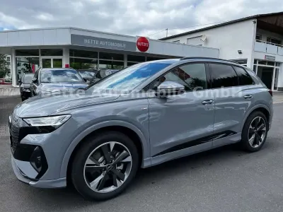 Neu Audi Q4 e-tron S-Line 210 kW (286 PS) 2026 Grau SUV