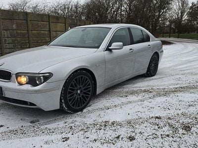 Silber Gebraucht 2003 BMW 735L Limousine | 6.000 €