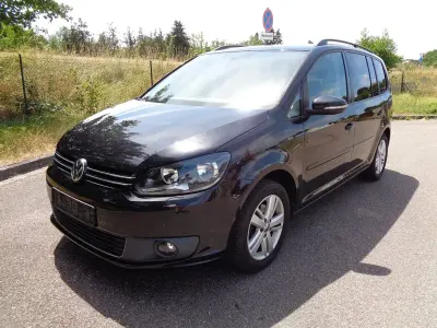 Gebraucht VW Touran Match 105 PS (77 kW) 2012 Schwarz Van / Kleinbus