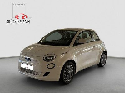 Neu Fiat 500e Icon 86 kW (118 PS) 2025 Weiß Kleinwagen