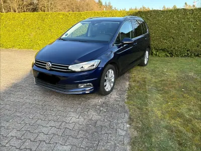 Gebraucht VW Touran Highline 150 PS (110 kW) 2016 Blau Van / Kleinbus
