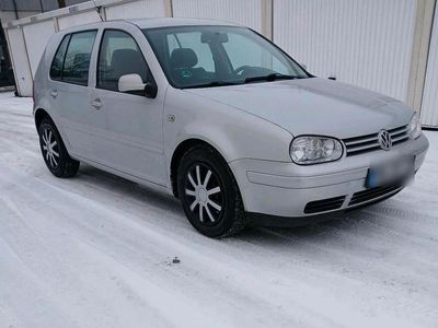 Gebraucht VW Golf IV 101 PS (74 kW) 1999 Silber Kleinwagen